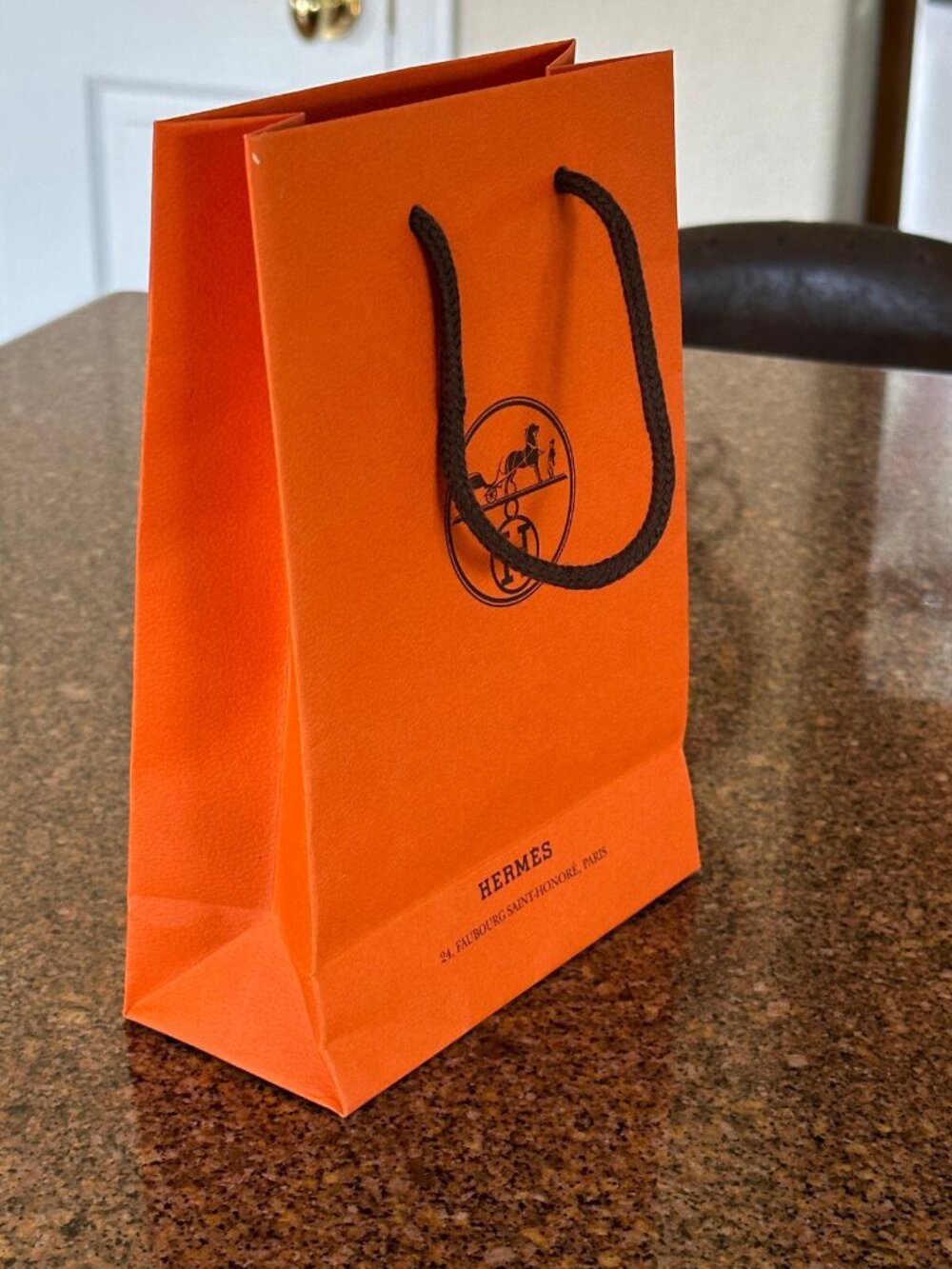 Hermes Paper Shopping Bag Small 9"x6"x3" - Picture 3 of 8